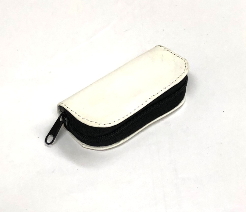 Zipper Case White Colour S-CHR-02WH